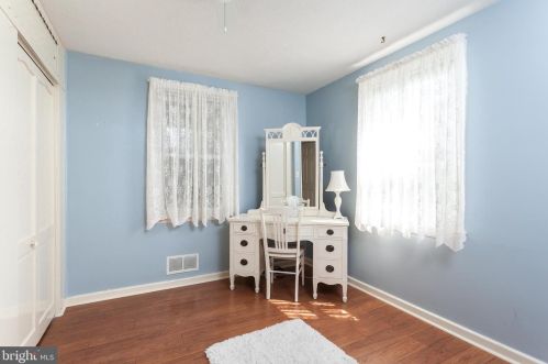 406 Milton Ave, Glen Burnie MD 21061-2220 exterior