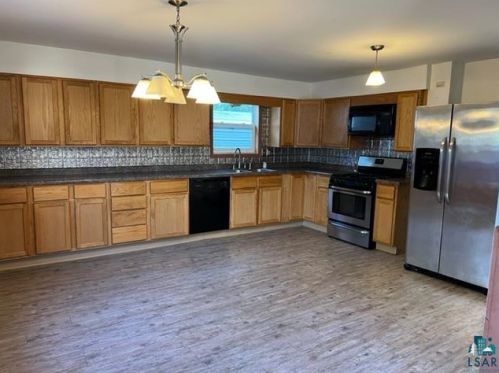 312 56 Ave, Duluth MN 55807-2508 exterior