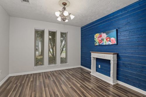 5611 Frst Timbers Dr, Humble TX 77346-1937 exterior