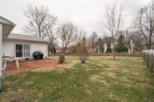 12426 Ballas Mdw Dr, Saint Louis MO 63131-3610 exterior