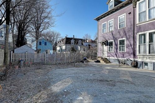 75 Marshall St, Providence, RI 02909-1640