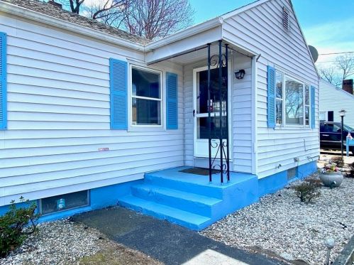 21 Jean Dr, Springfield, MA 01104-1619