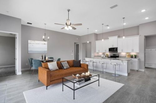 21 Nettleton St, Orlando FL 32833-4040 exterior