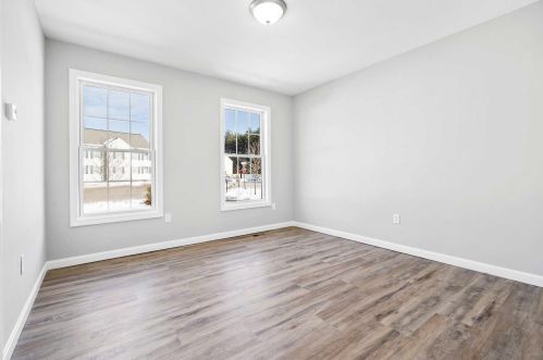 3 Amy Way, Concord NH 03303-1045 exterior