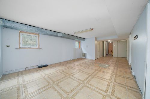 5034 Wolfram St, Chicago IL 60618-7411 exterior