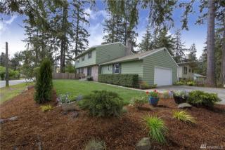 621 179th St, Seattle, WA 98133-4727