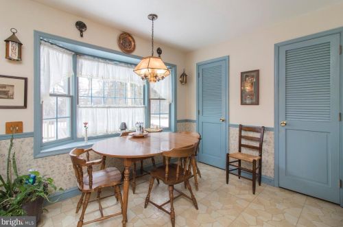 223 Canterbury Dr, Media PA 19086-6645 exterior