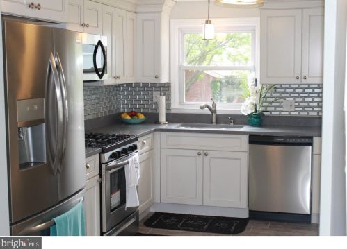 13 Benson Ln, Trenton NJ  08610-2309 exterior