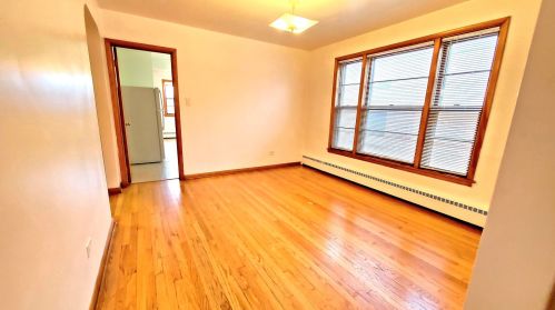 3037 Austin Ave, Chicago IL 60638-1418 exterior