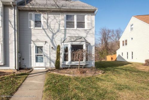 45 Colonial Ct, Jackson Twp, NJ 08527-2264