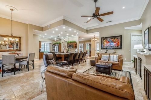 2881 Hatteras Way, Naples FL 34119-7525 exterior