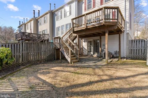 7449 Duddington Dr, Alexandria VA 22315-3849 exterior