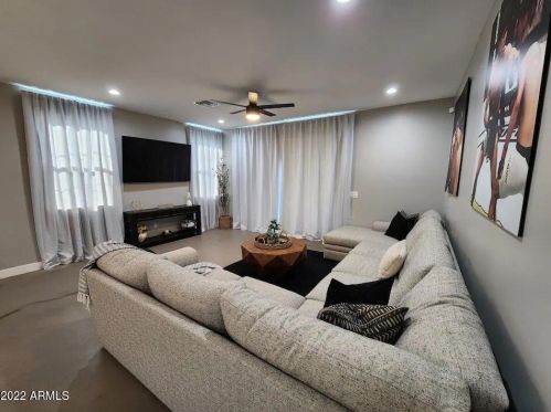 1402 10th Ave, Phoenix AZ  85007-3907 exterior