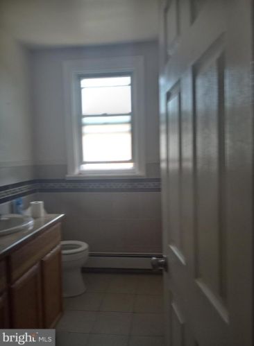 4561 Marvine St, Philadelphia PA 19140-1238 exterior