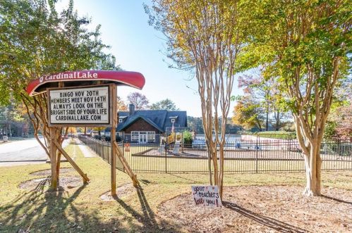 2619 Irene Cir, Duluth GA 30096-4148 exterior