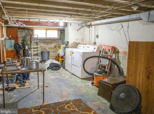 2734 18 St, Philadelphia PA 19145-4702 exterior