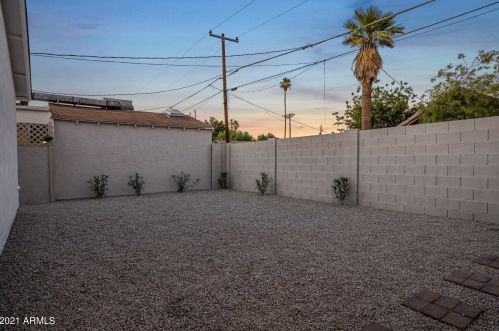 2621 10th St, Phoenix AZ  85006-1017 exterior