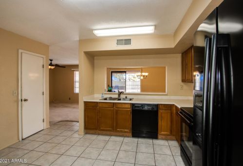 15802 37 Dr, Phoenix AZ 85029-1144 exterior