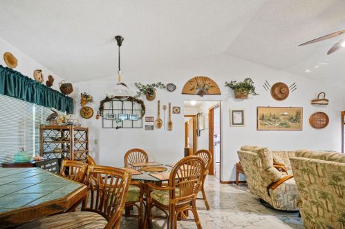 651 Mccracken Ave, Fort Pierce FL 34953-3936 exterior