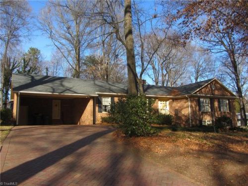 402 Luola St, Ellisboro NC  27025-2030 exterior