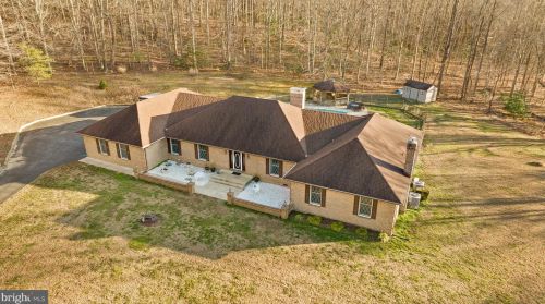 925 Hunting Lake Dr, Huntingtown MD 20639-2704 exterior