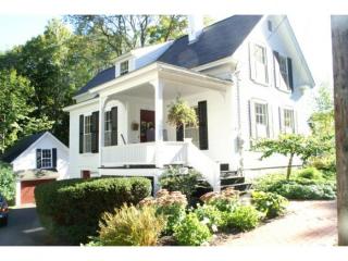 19 Chestnut Ct, Concord, NH 03301-3115