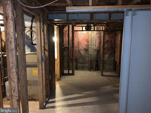 2004 Aventurine Way, Silver Spring MD 20904-5253 exterior