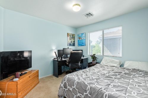 7409 40 Ave, Phoenix AZ 85009-1264 exterior