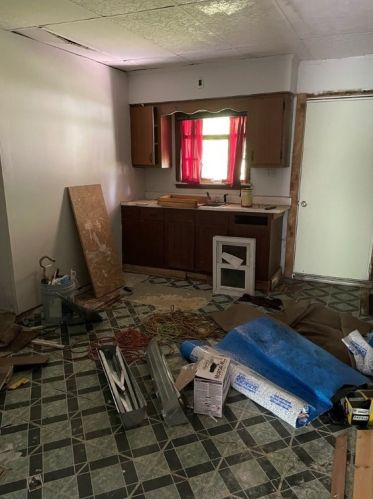 2316 Atmore St, Pittsburgh PA 15212-2802 exterior