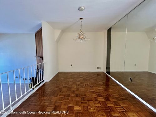 271 Clubhouse Dr, Middletown NJ 07748-1340 exterior