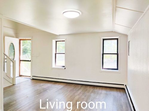 136 Stringham Rd, Poughkeepsie NY  12603-5506 exterior