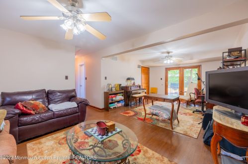 332 Bayberry St, Browns Mills NJ  08015-1343 exterior