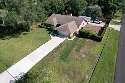 1718 Ocean Cove Ave, Fort Pierce FL  34953-2450 exterior