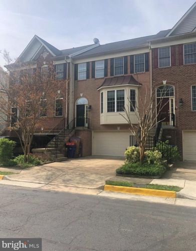 3810 Elmwood Towne Way, Alexandria VA  22303-1161 exterior