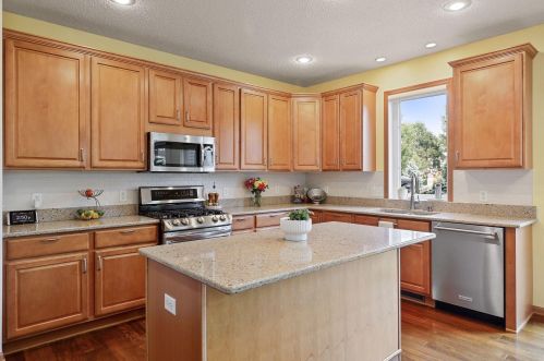 2473 Eyrie Dr, Saint Paul MN 55129-4211 exterior