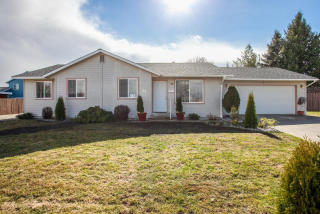 745 Crawford Ave, Wenatchee WA  98801-3652 exterior