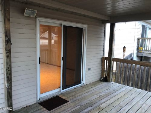 450 Macomb Ave, Grand Rapids MI 49534-3549 exterior