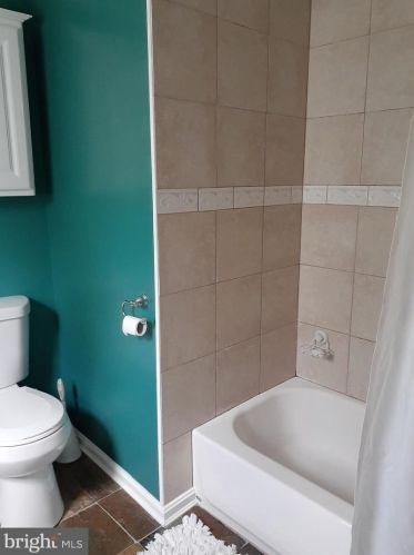 860 Pat Ln, Huntingtown MD exterior