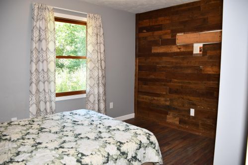 3916 Bender Rd, Middlevle MI 49333-9262 exterior