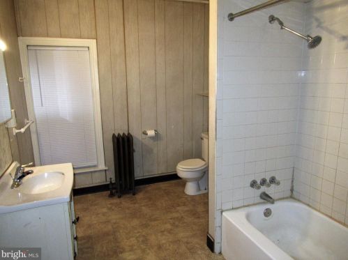 205 High St, Hanover PA  17331-2911 exterior