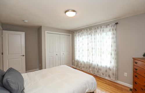 12 Ty Ln, Concord NH  03303-1049 exterior