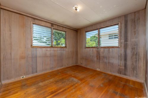 745 18 Ave, Honolulu HI 96816-4112 exterior