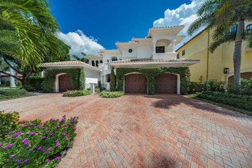 17830 Monte Vista Dr, Boca Raton FL  33496-1054 exterior
