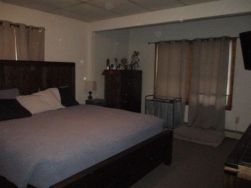 14 Campbell Ave, Providence RI 02904-3647 exterior