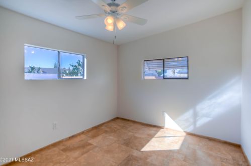 5125 Condor Dr, Tucson AZ 85742-9405 exterior