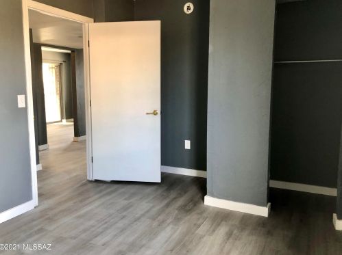 920 30th St, Tucson AZ  85713-3604 exterior