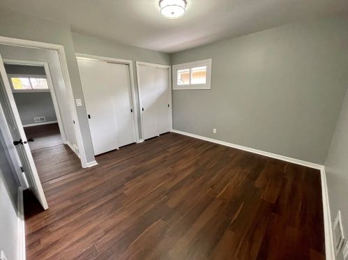 8959 Mohawk Rd, Milwaukee WI  53217-1741 exterior