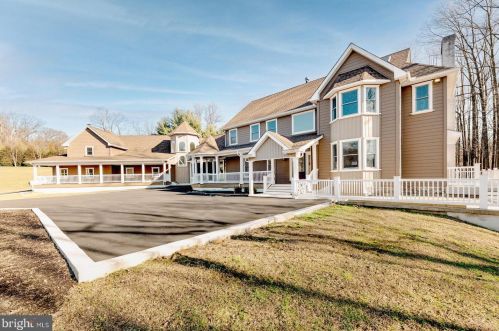 1247 Old Ford Rd, Huntingdon Valley, PA 19006-8415