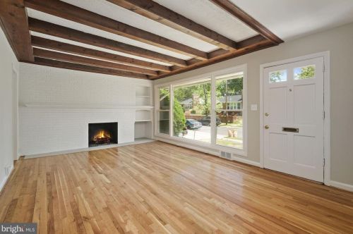 10300 Insley St, Silver Spring MD  20902-4931 exterior