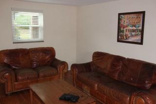 2653 Woodstock Ave, Pittsburgh PA  15218-2258 exterior